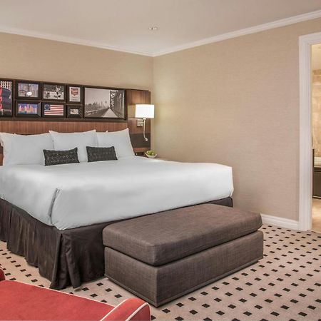 The Warwick Hotel Rittenhouse Square Philadelphia Exterior photo